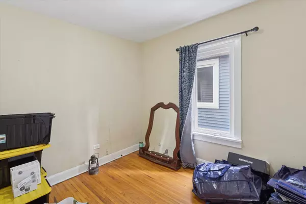 Berwyn, IL 60402,3731 Grove Avenue