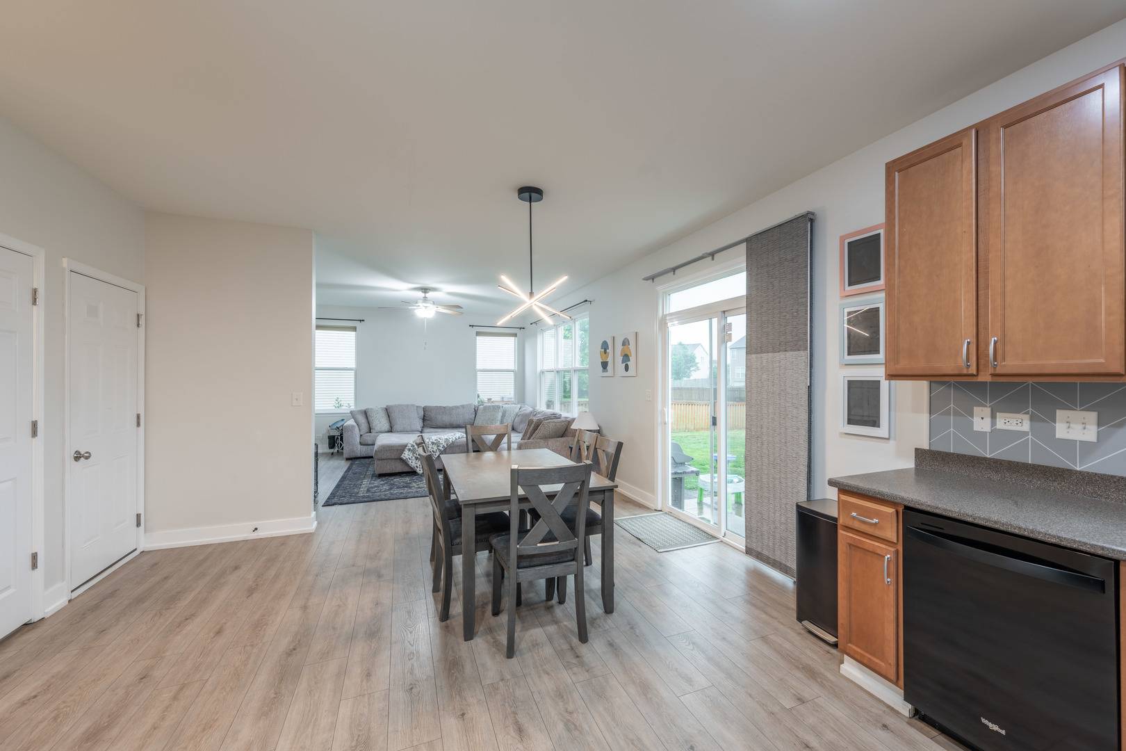 Oswego, IL 60543,4333 SCHOFIELD Drive