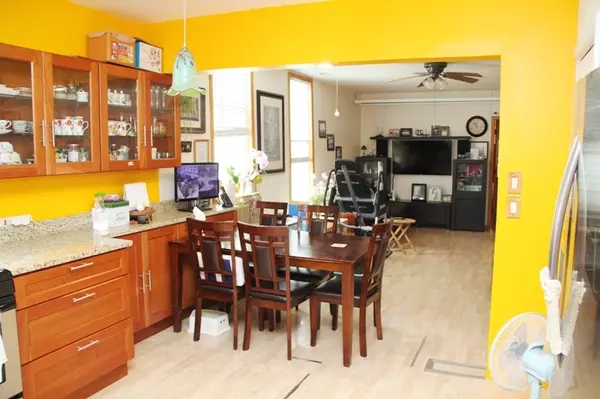 Chicago, IL 60647,2513 N California Avenue