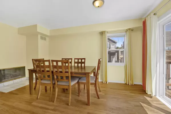 Chicago, IL 60608,1157 W 19th Place
