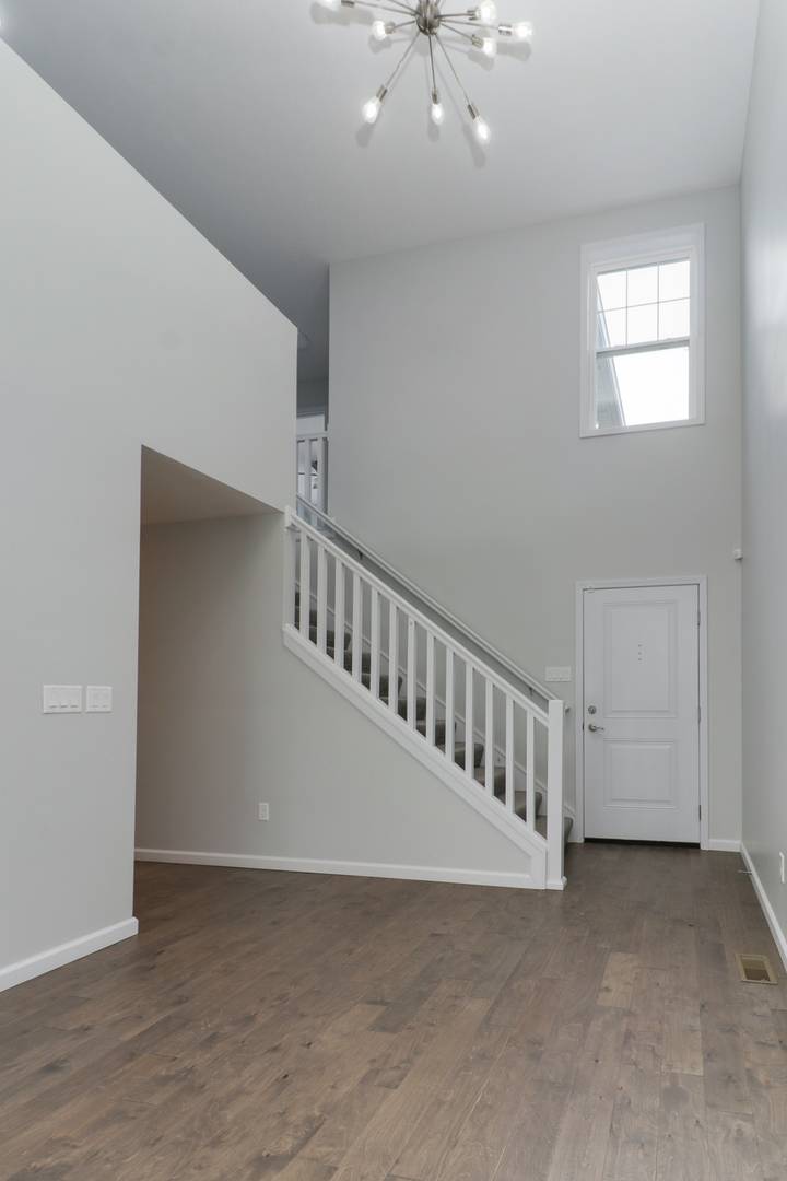 Bloomington, IL 61704,1406 Woodbine Road #1