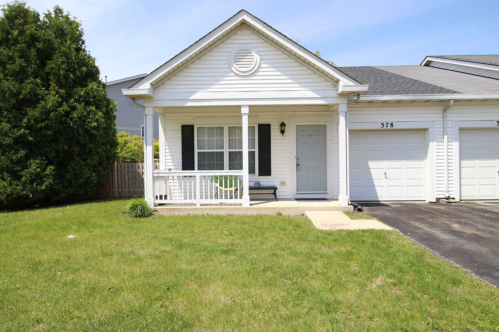 378 Reston Circle, Romeoville, IL 60446