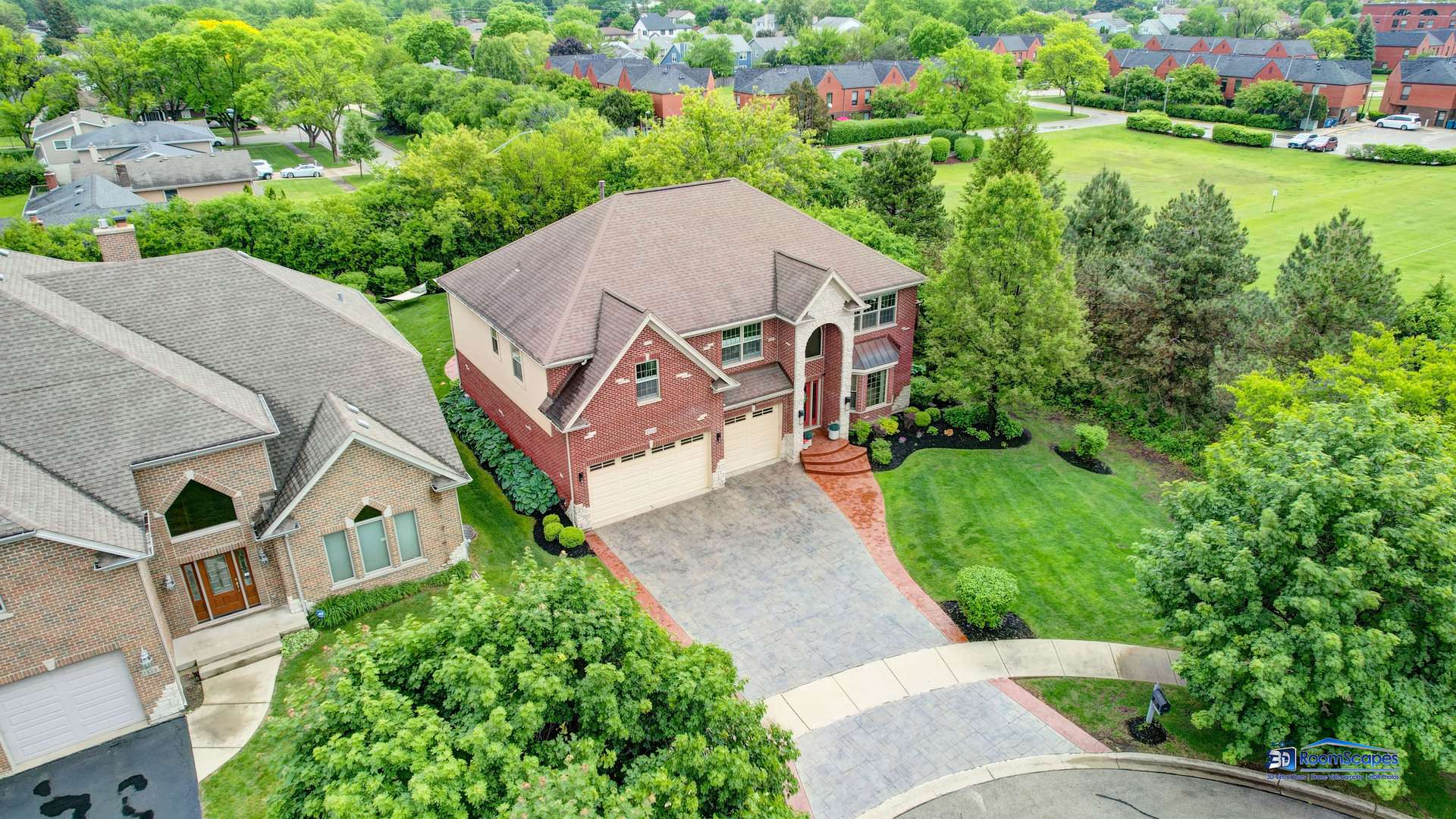 1535 S Douglas Avenue, Arlington Heights, IL 60005