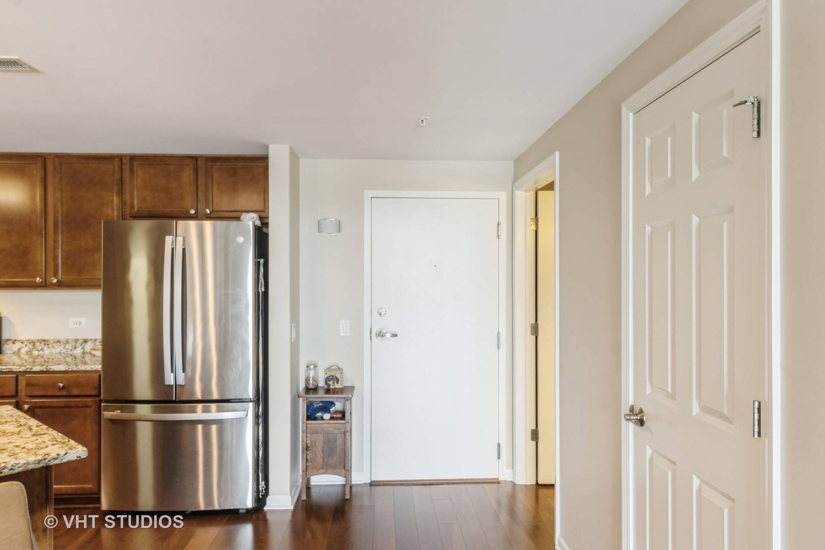 Palatine, IL 60067,50 S Greeley Street #408