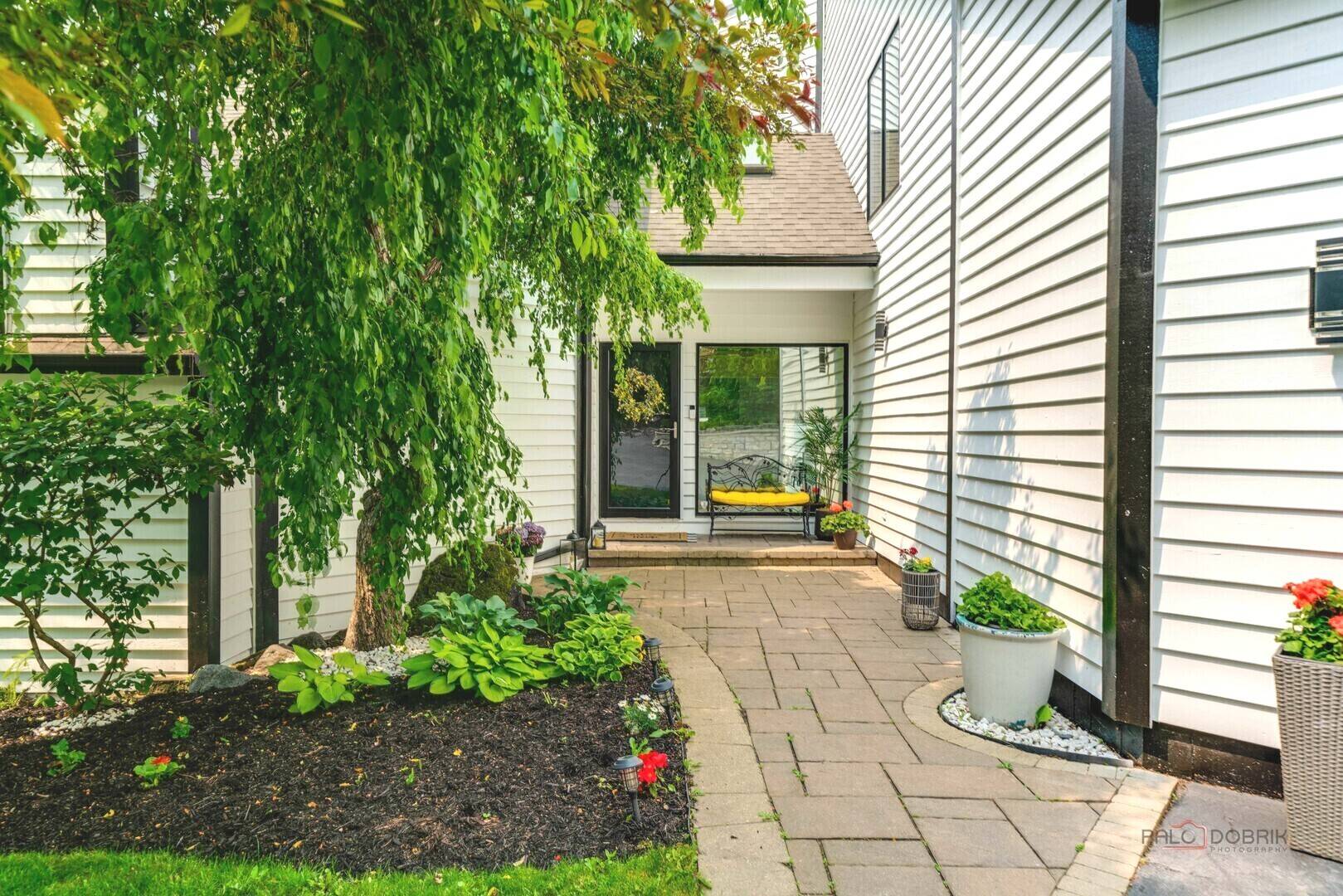 North Barrington, IL 60010,112 Ravine Lane