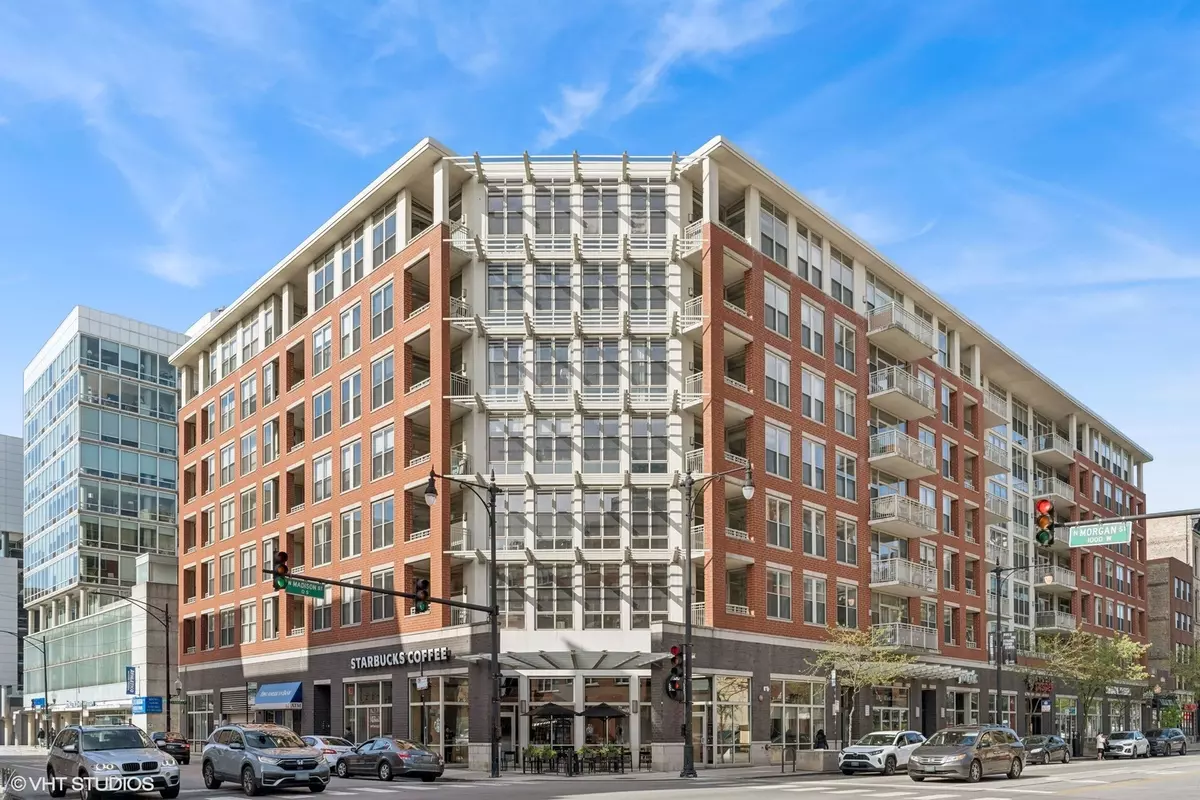 Chicago, IL 60607,1001 W Madison Street #211