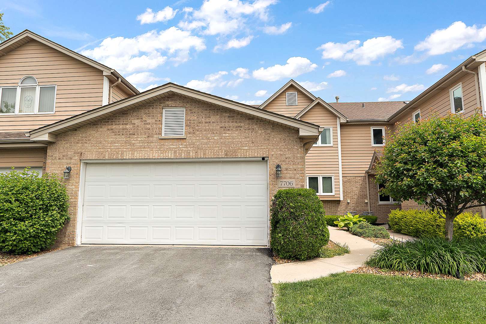 Tinley Park, IL 60487,7706 Northfield Lane