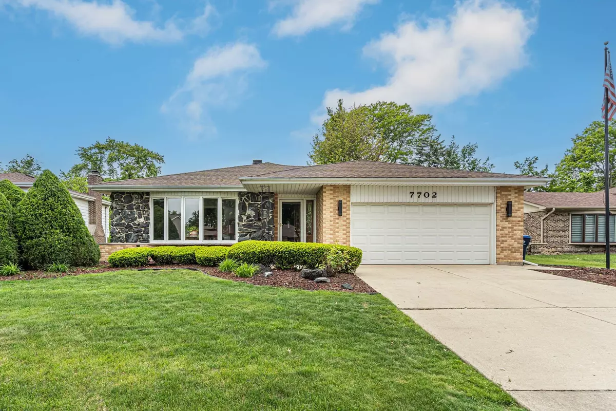 Darien, IL 60561,7702 Stratford Place