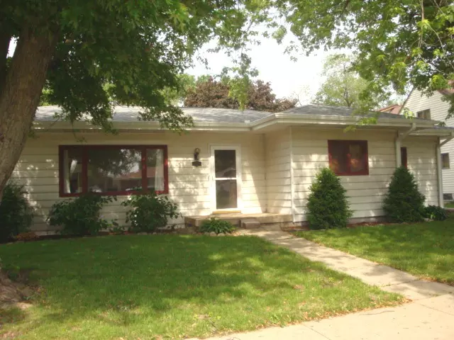Cissna Park, IL 60924,205 S Fifth Street