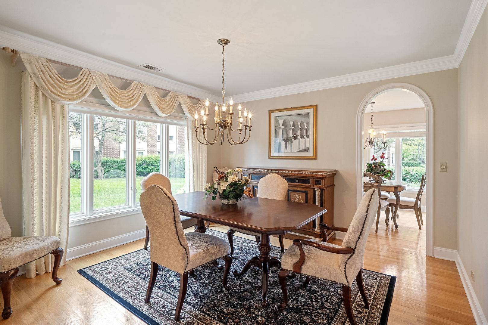 Oak Brook, IL 60523,6 Oak Brook Club Drive #J104