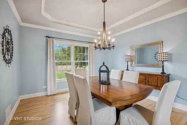 Algonquin, IL 60102,651 Clover Drive