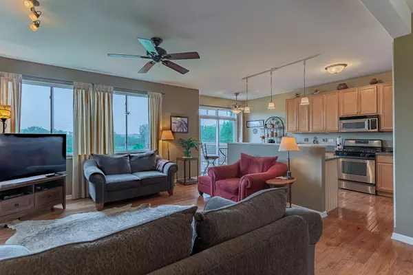 Round Lake, IL 60073,1446 W Remington Lane