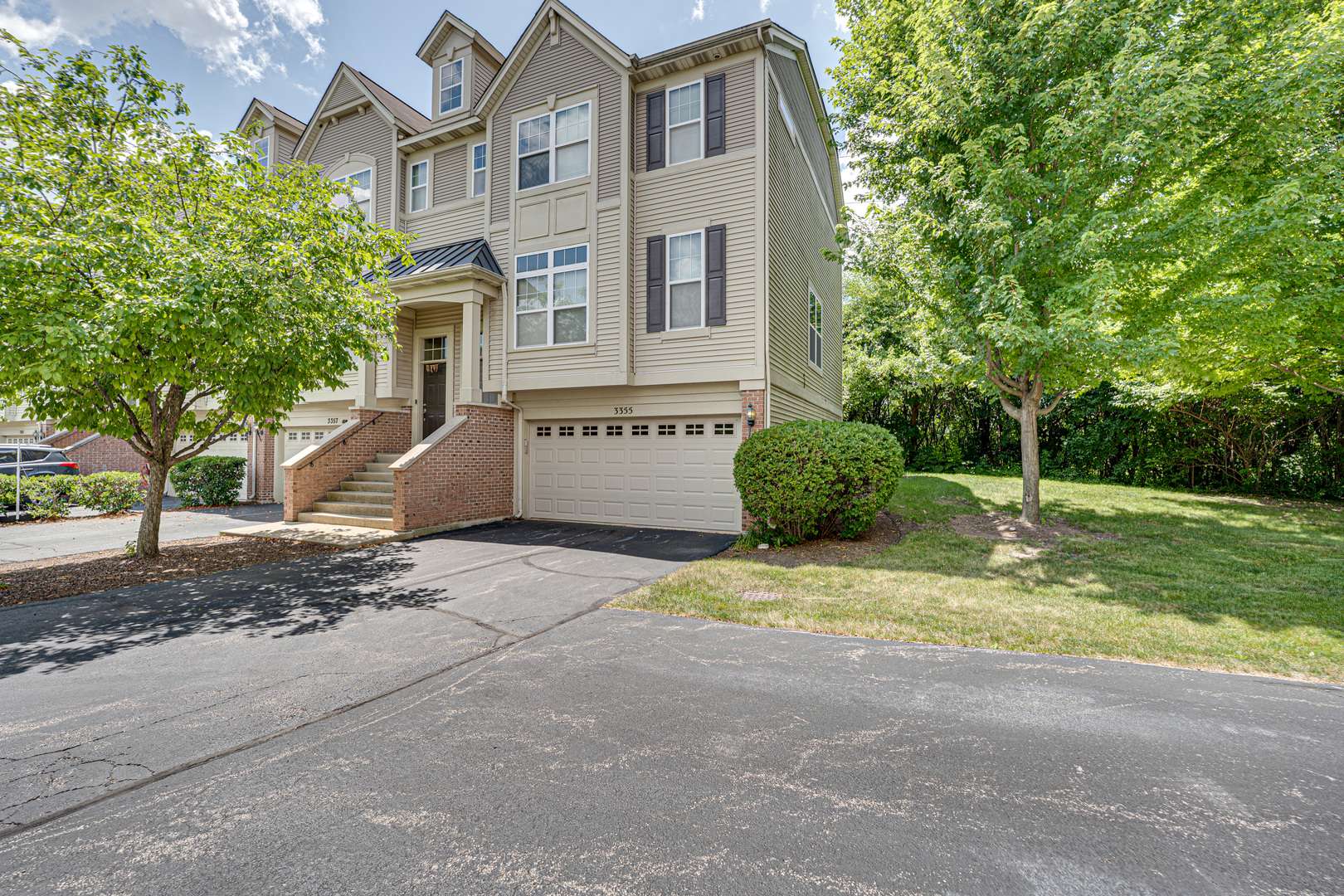 Aurora, IL 60504,3355 kentshire Circle
