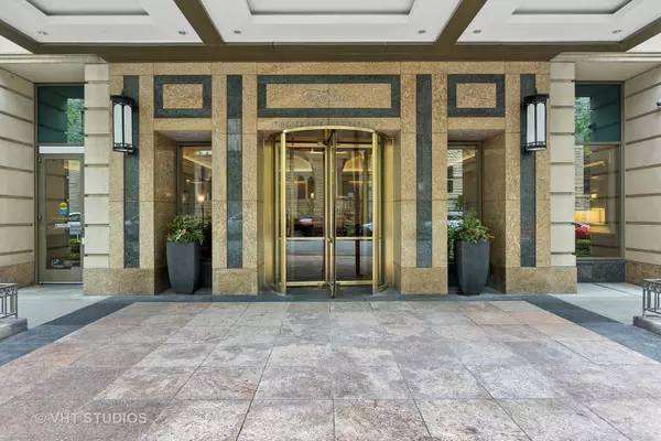 Chicago, IL 60611,25 E Superior Street #2403