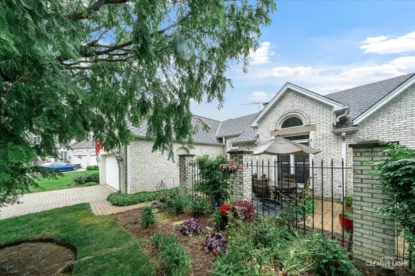 Sugar Grove, IL 60554,27 Hillcrest Drive
