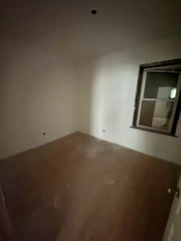 Chicago, IL 60651,937 N Kedvale Avenue