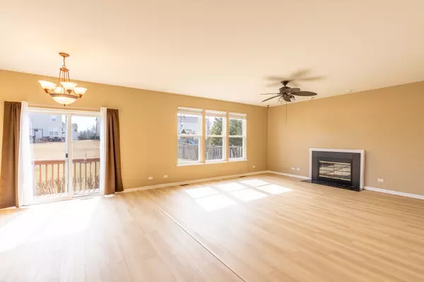 Aurora, IL 60503,2197 Wilson Creek Circle