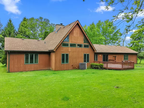 Woodstock, IL 60098,11405 Banford Road