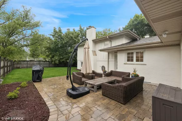 Western Springs, IL 60558,5104 Johnson Avenue