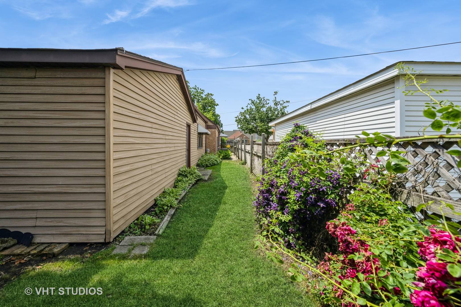 Schiller Park, IL 60176,4621 Scott Street