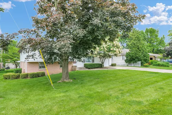 Monticello, IL 61856,404 Maple Lane