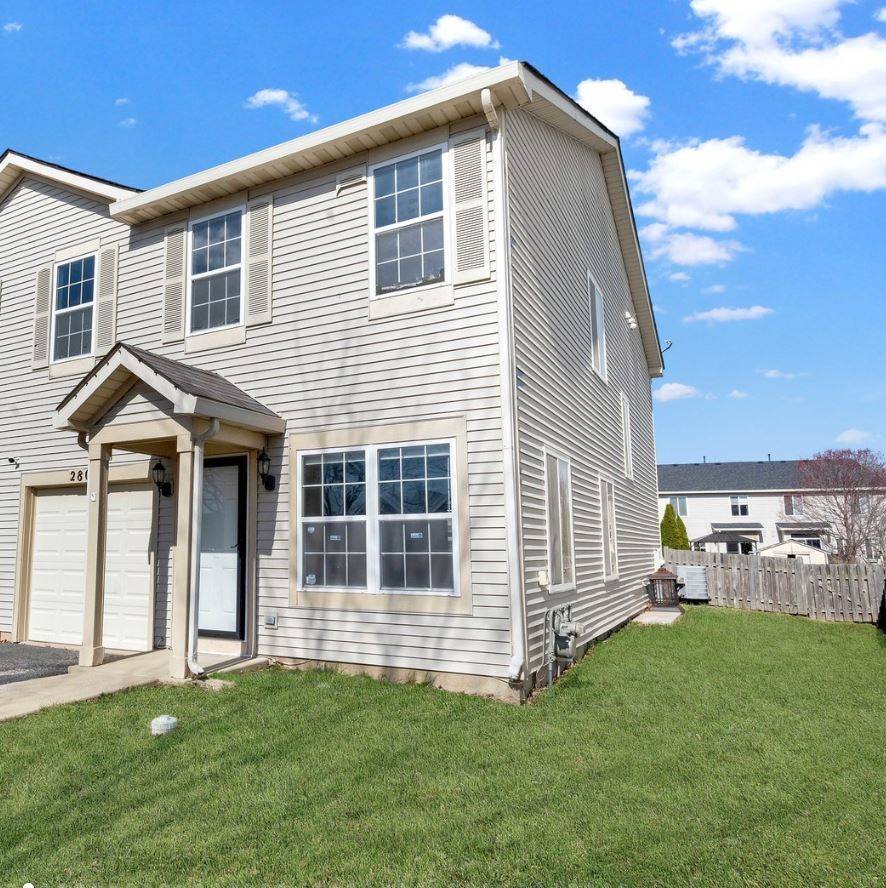 Plainfield, IL 60586,2808 River Bend Lane #TOWNHOUSE