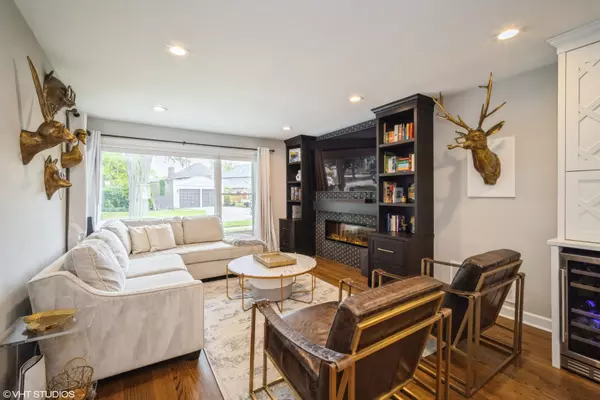 Park Ridge, IL 60068,416 Talcott Place