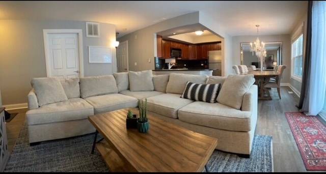 Naperville, IL 60565,35 Foxcroft Road #103