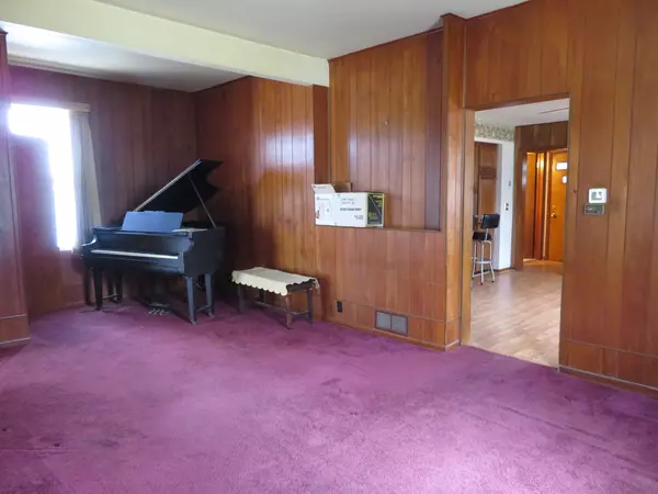 Thornton, IL 60476,315 Blackstone Street