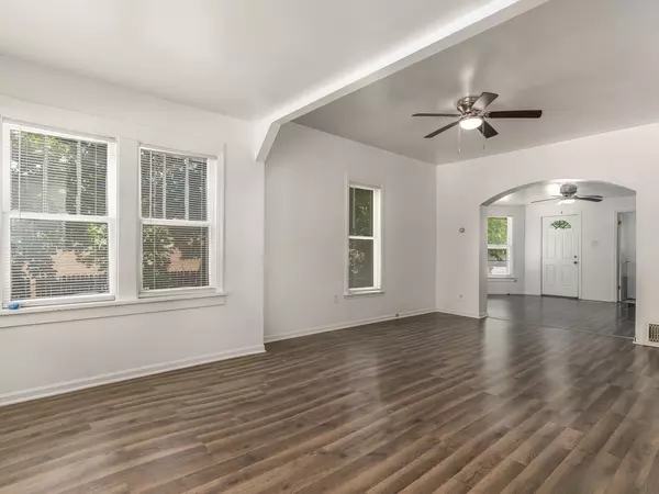 Joliet, IL 60432,1025 Woodruff Road