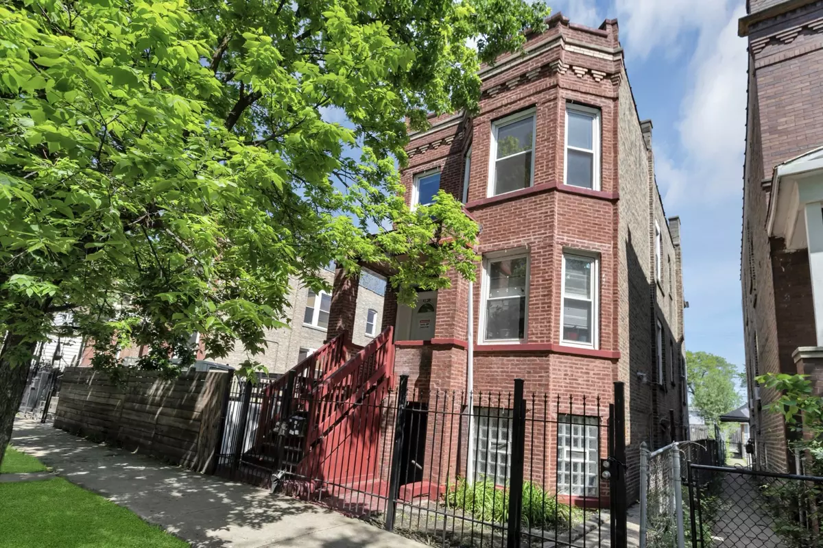 Chicago, IL 60651,4130 W Potomac Avenue