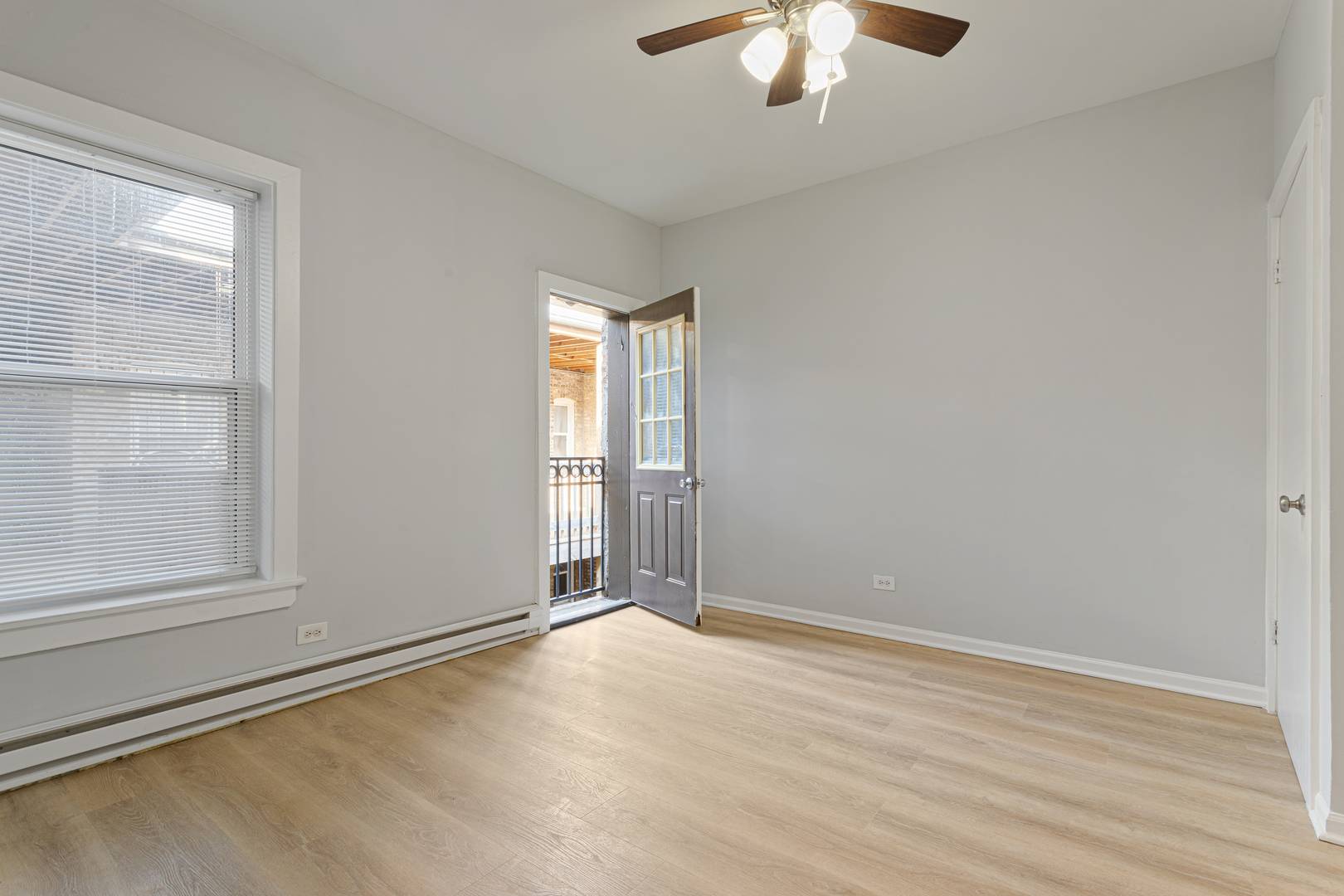 Chicago, IL 60626,1456 W Fargo Avenue #306