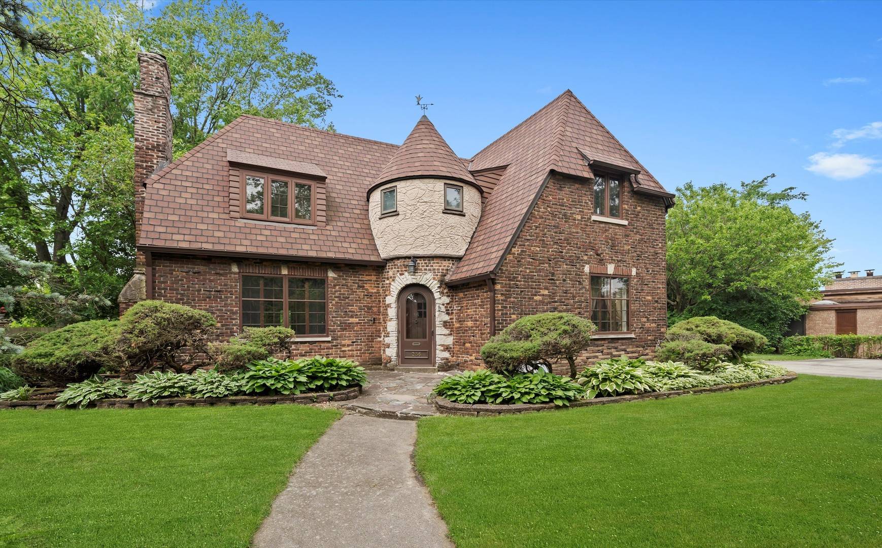 Chicago Heights, IL 60411,236 Country Club Road