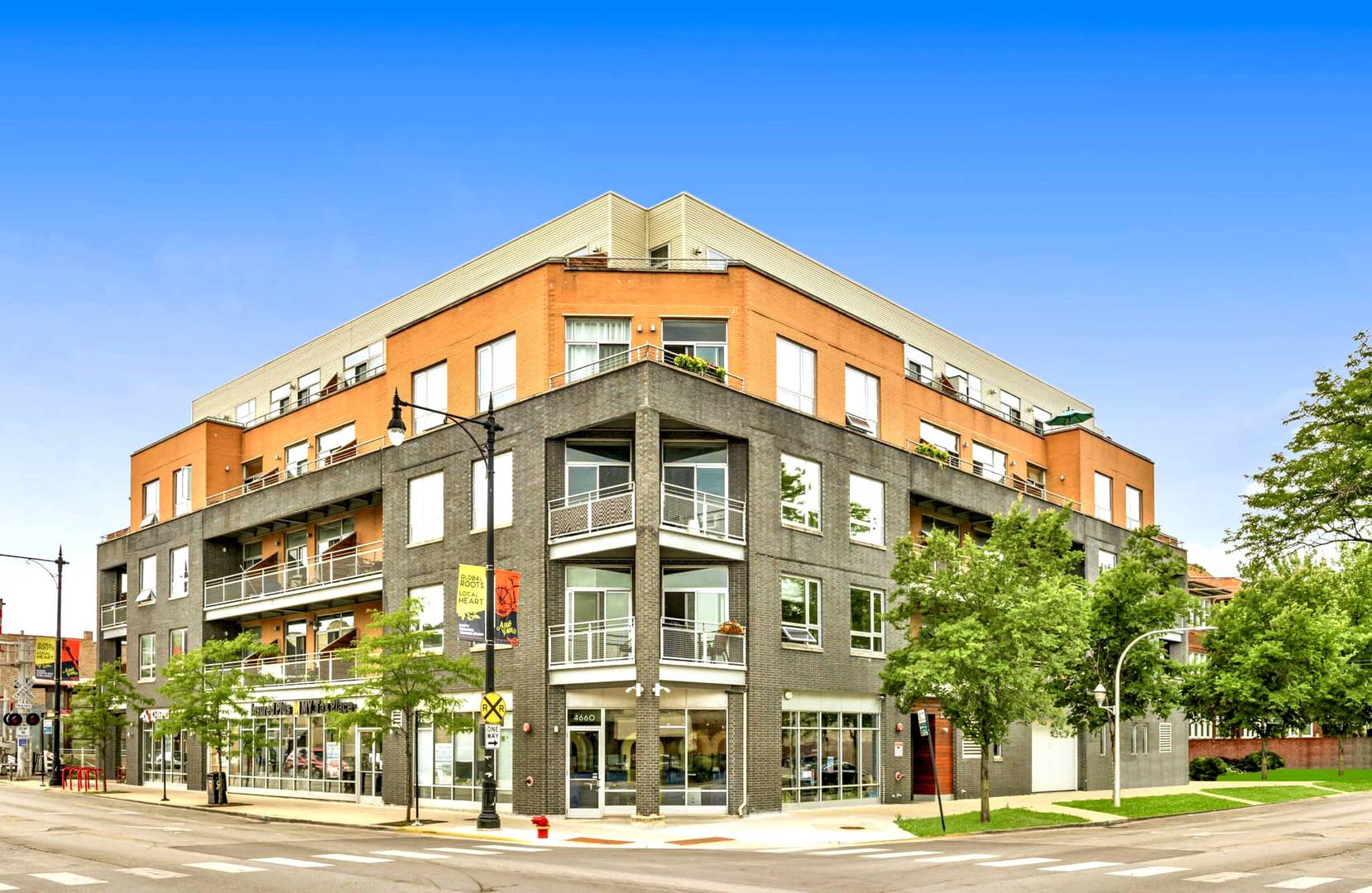 3201 W Leland Avenue #205, Chicago, IL 60625