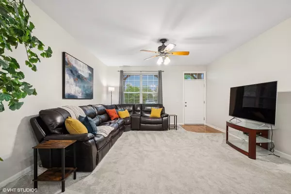 Lake Zurich, IL 60047,260 Rosehall Drive #130