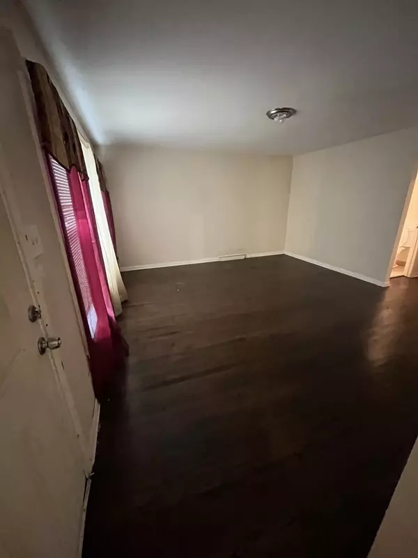 Dolton, IL 60419,14906 MICHIGAN Avenue