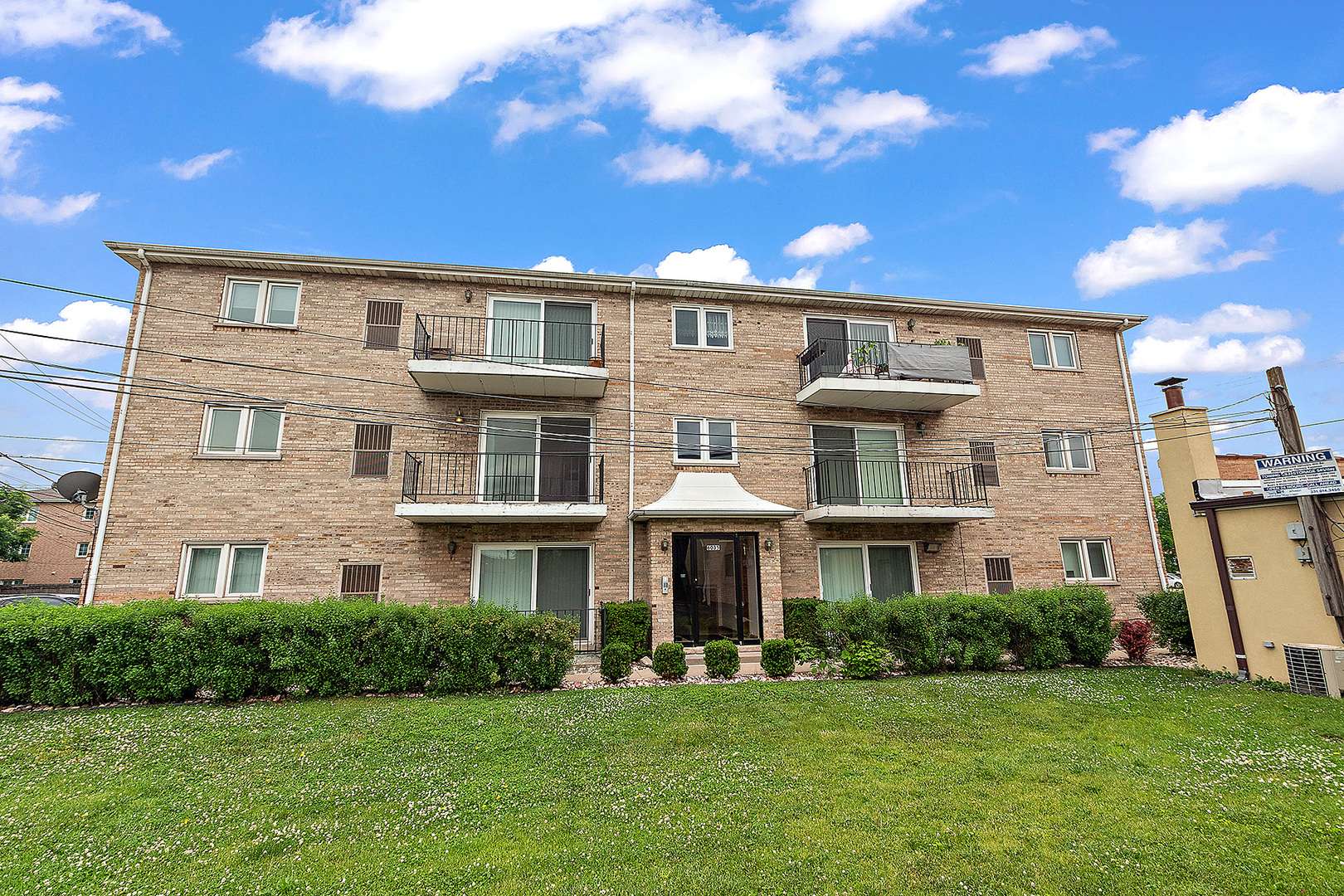 6035 S Archer Avenue #2S, Chicago, IL 60638