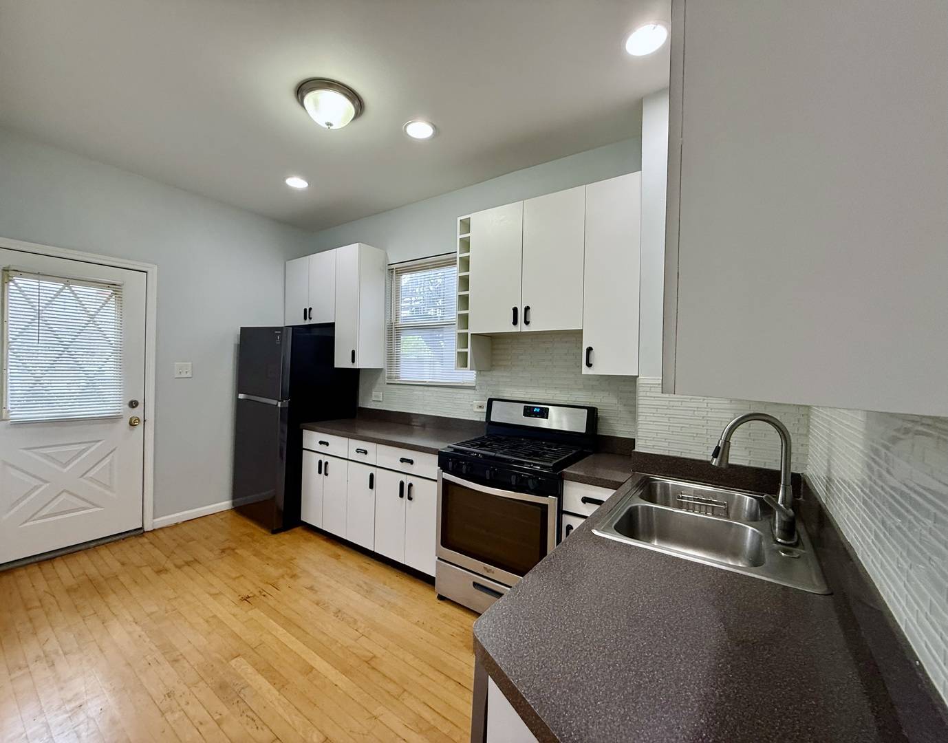 Chicago, IL 60622,937 N Ashland Avenue #3