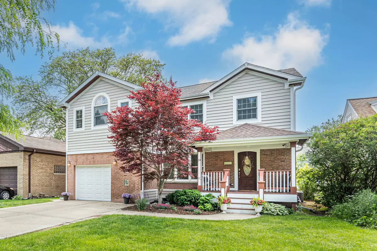 Mount Prospect, IL 60056,14 S OWEN Street