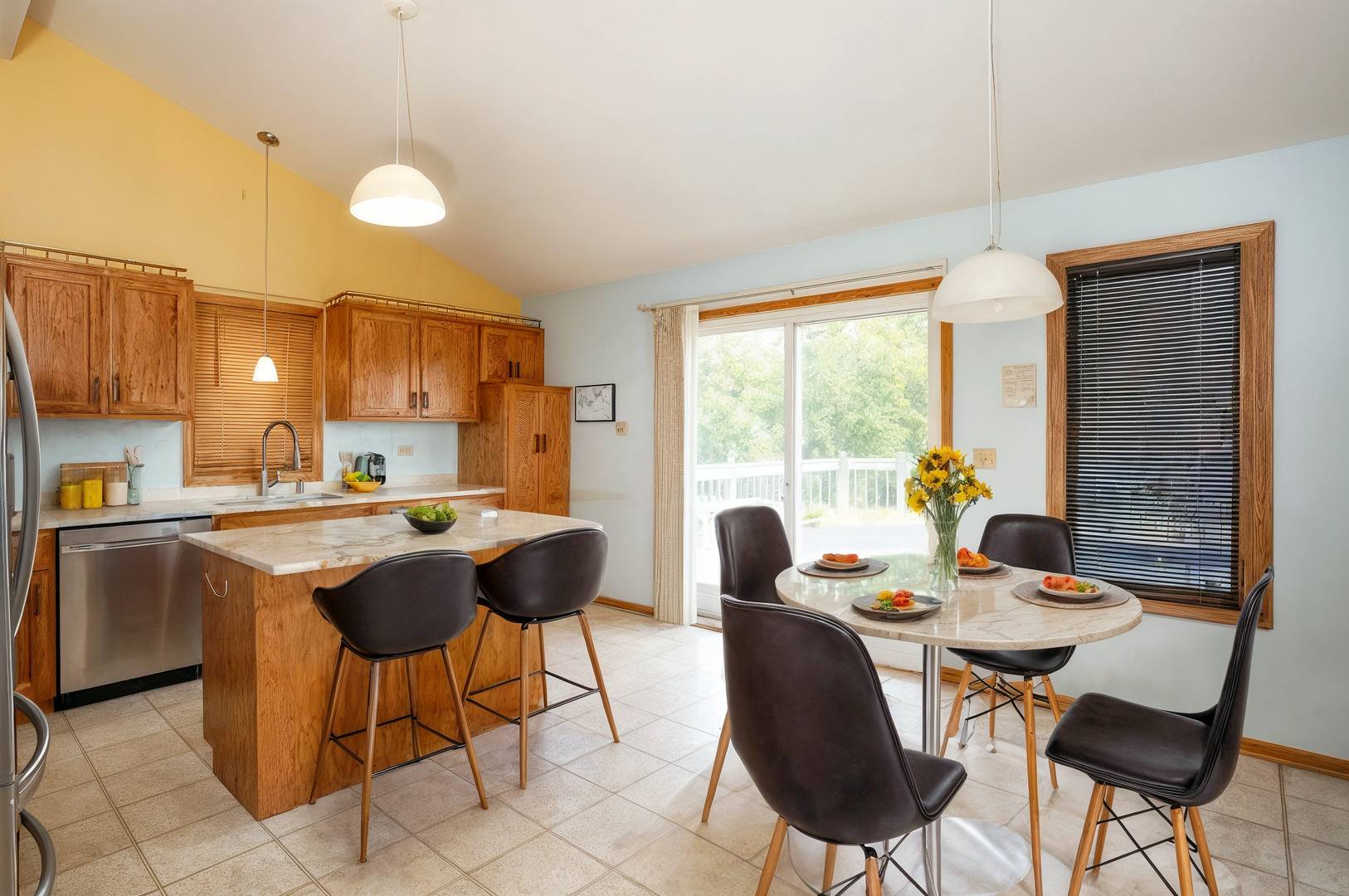 Country Club Hills, IL 60478,5013 180TH Street