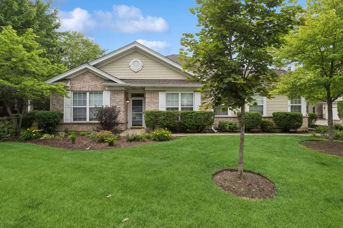 Grayslake, IL 60030,49 Ashbrook Court