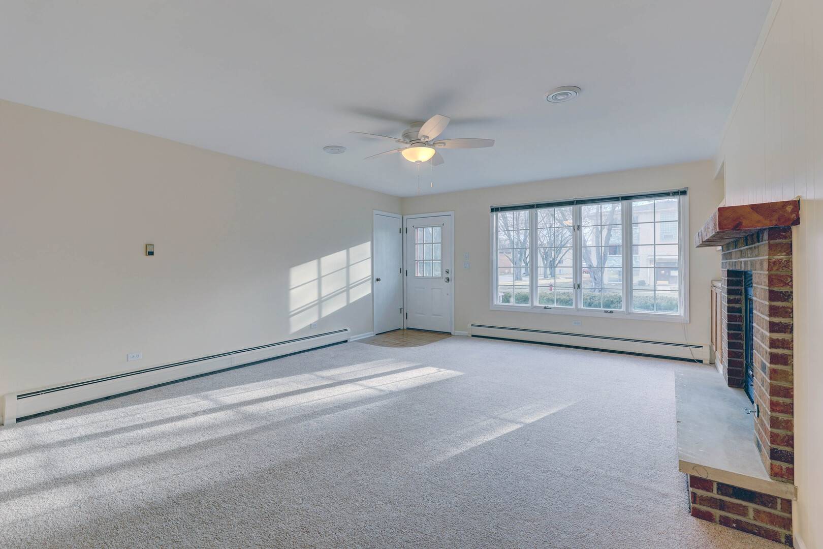 West Dundee, IL 60118,547 Eichler Drive