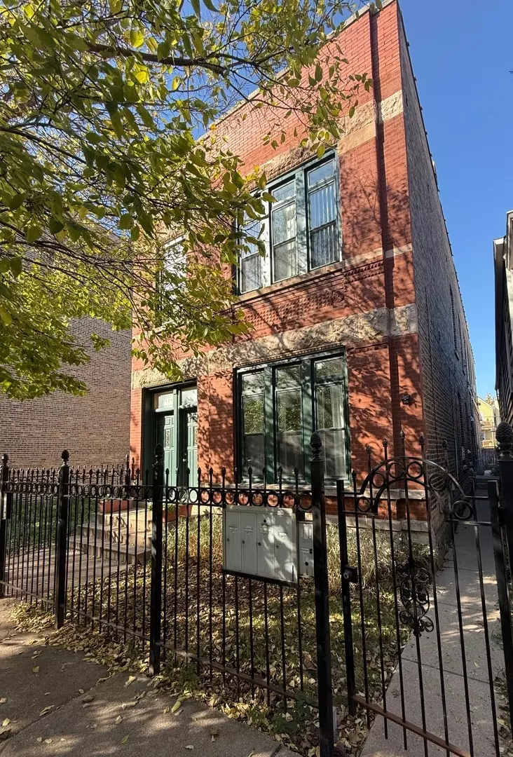 Chicago, IL 60642,1454 W Ohio Street