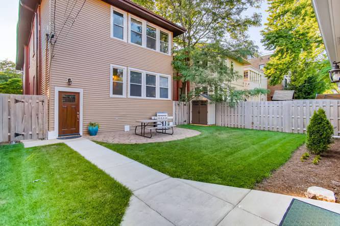 Oak Park, IL 60302,338 S Oak Park Avenue #C