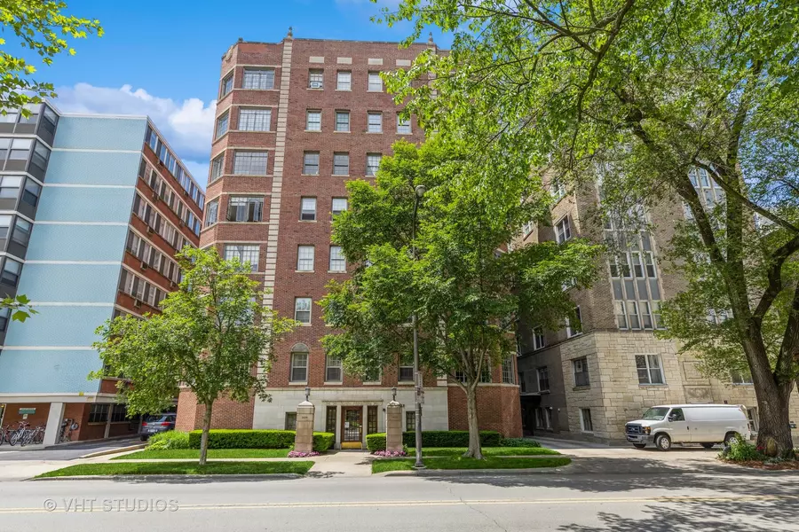 1426 CHICAGO Avenue #1S, Evanston, IL 60201