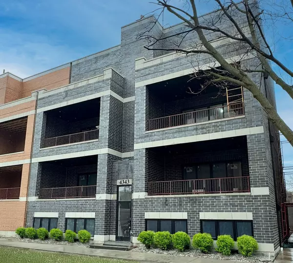 4343 N Richmond Avenue #3N, Chicago, IL 60618