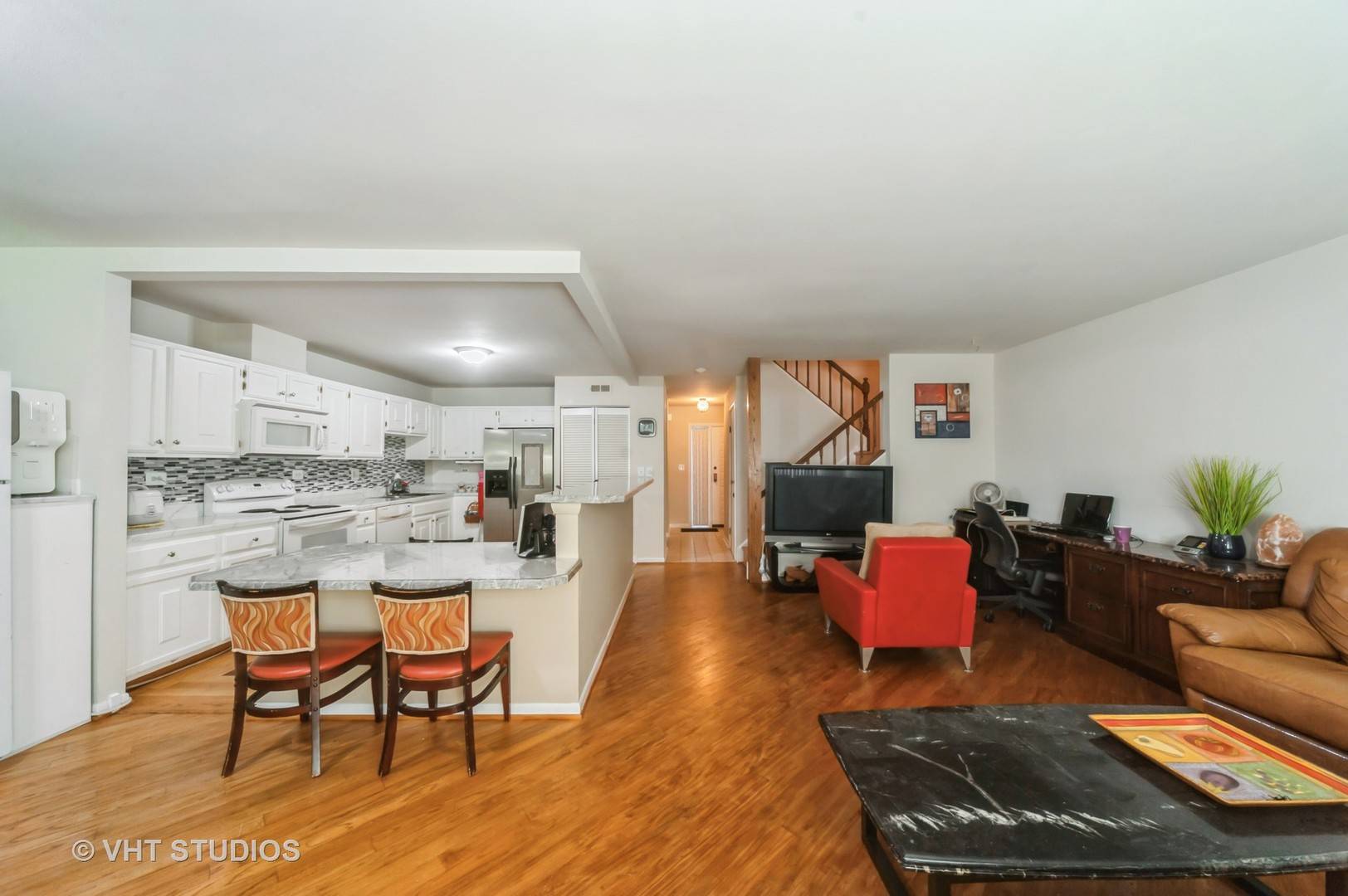 Deerfield, IL 60015,412 Bluebird Lane #412