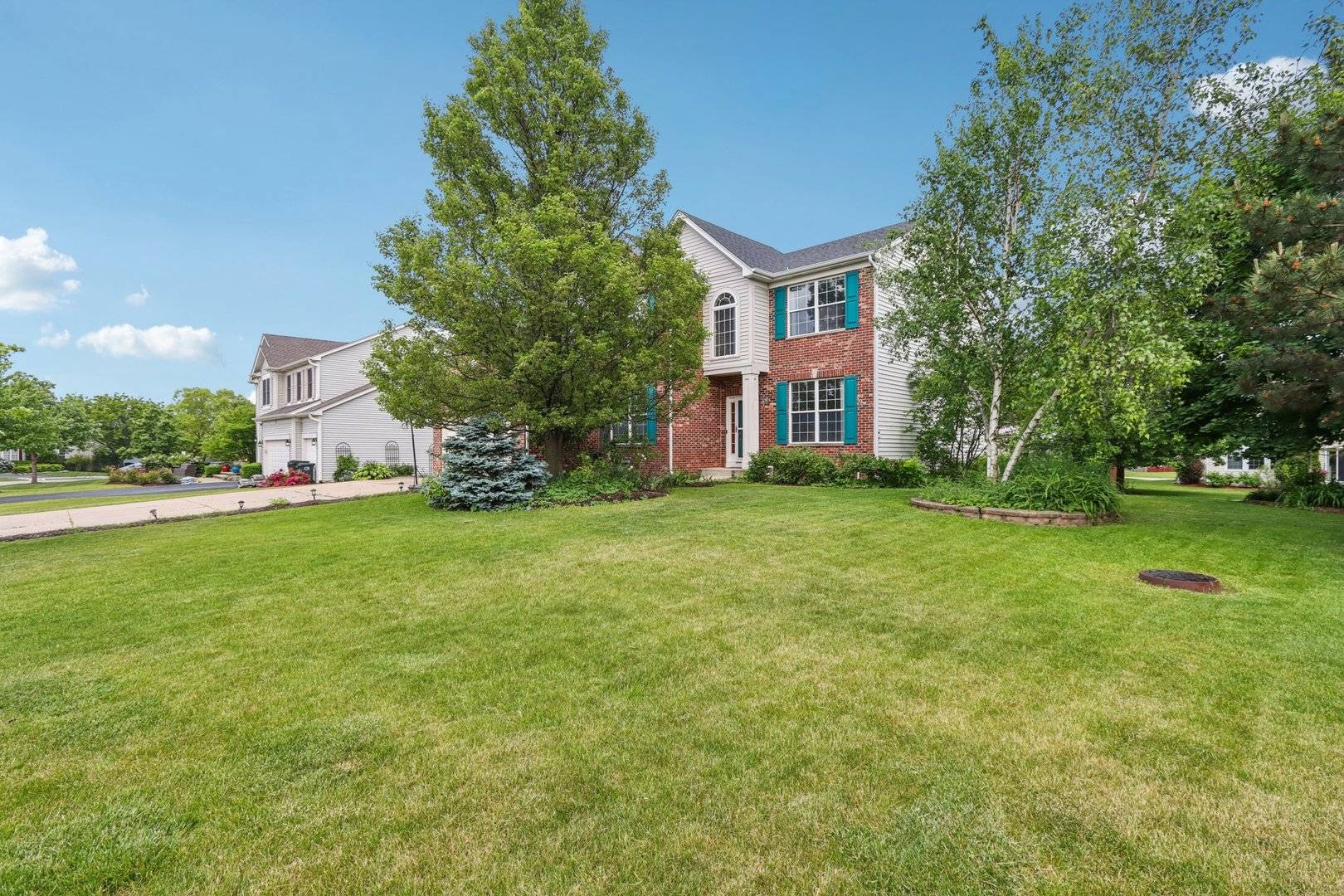 Lindenhurst, IL 60046,263 Thrush Circle