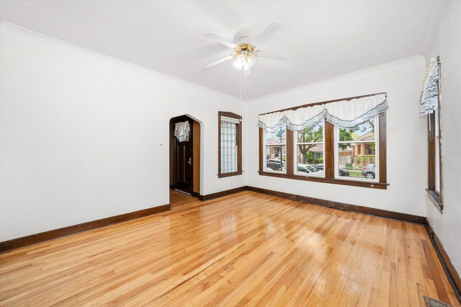Chicago, IL 60629,3523 W 60th Place