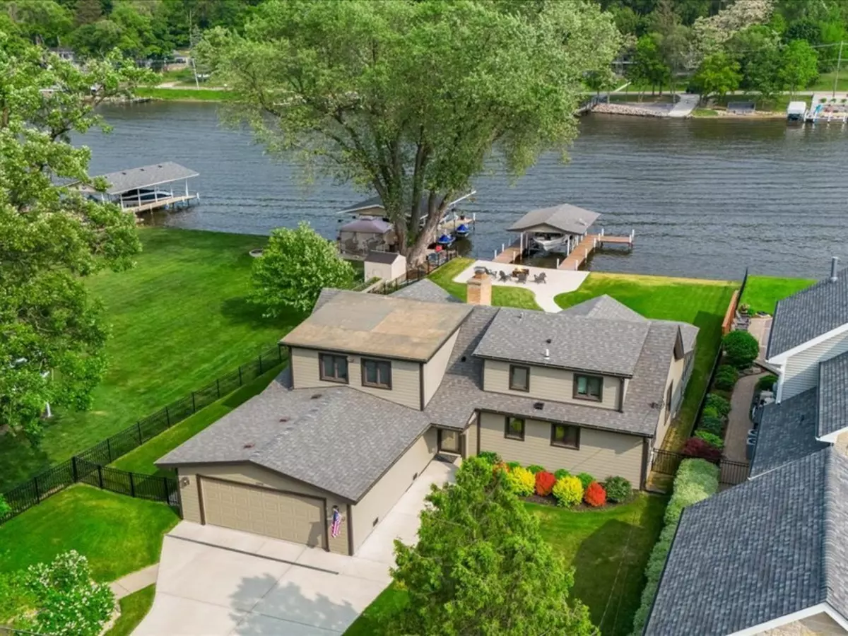 Algonquin, IL 60102,1599 Lowe Drive